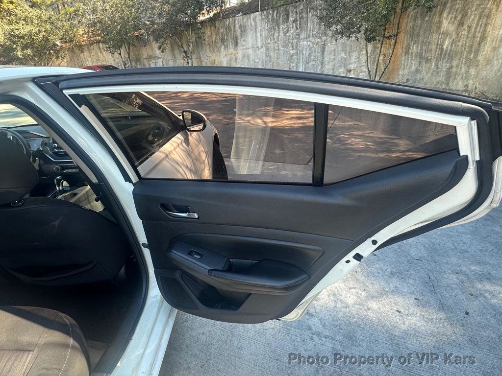 2020 Nissan Altima 2.5 S Sedan - 22982339 - 13