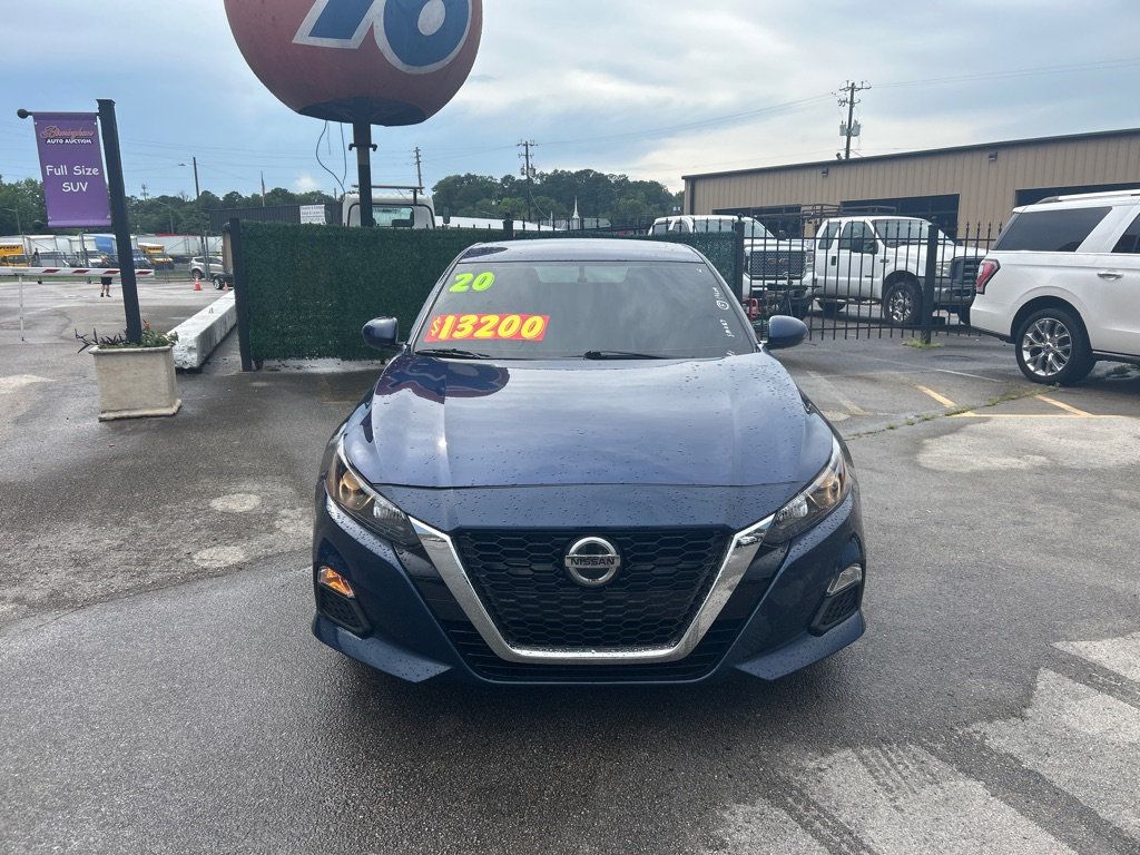2020 Nissan Altima 2.5 photo 2
