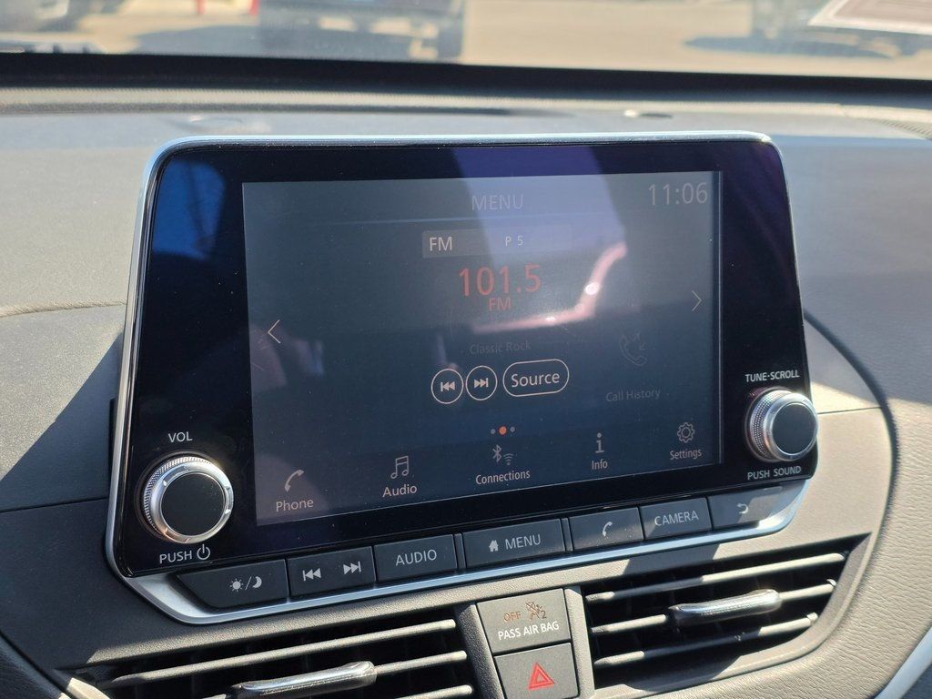 2020 Nissan Altima 2.5 S Sedan - 22943637 - 23