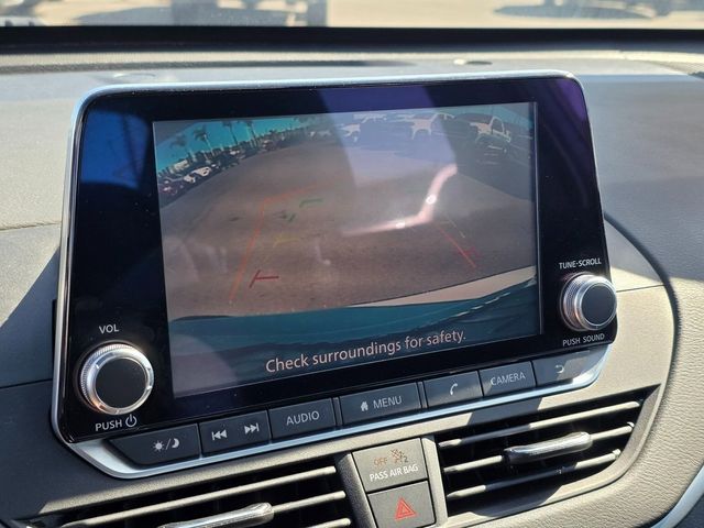 2020 Nissan Altima 2.5 S Sedan - 22943637 - 24