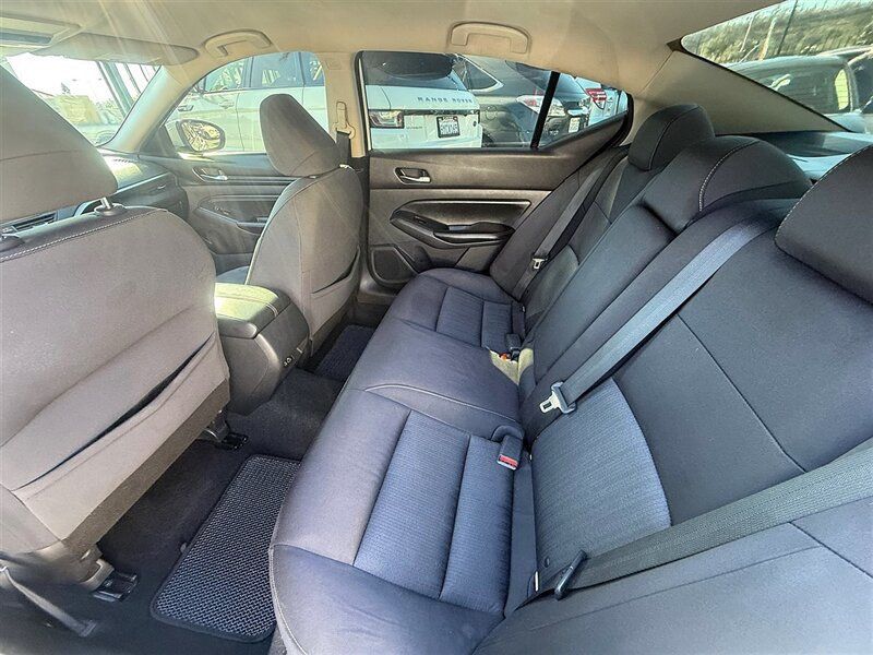 2020 Nissan Altima 2.5 S Sedan - 22979229 - 5