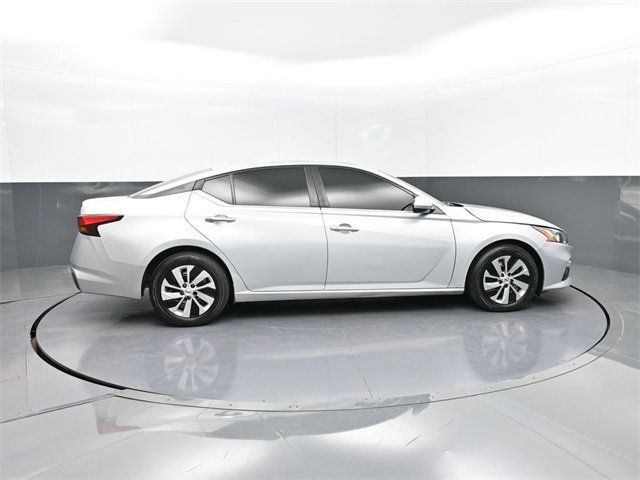 2020 Nissan Altima 2.5 S Sedan - 22937848 - 17