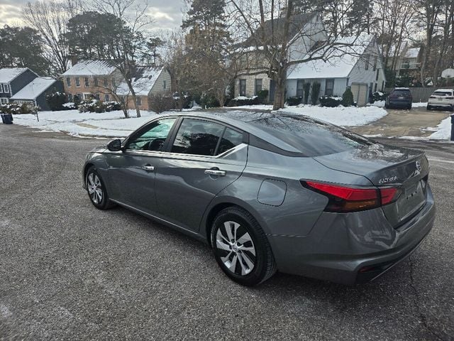 2020 Nissan Altima 2.5 S Sedan - 22959013 - 2
