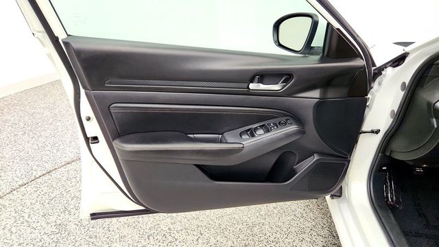2020 Nissan Altima 2.5 S Sedan - 23057810 - 9