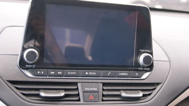 2020 Nissan Altima 3 MONTH WARRANTY , JUST SERVICED , VERY CLEAN INSIDE AND OUT  - 23021182 - 10