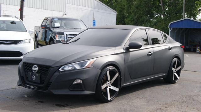2020 Nissan Altima 3 MONTH WARRANTY , JUST SERVICED , VERY CLEAN INSIDE AND OUT  - 23021182 - 1