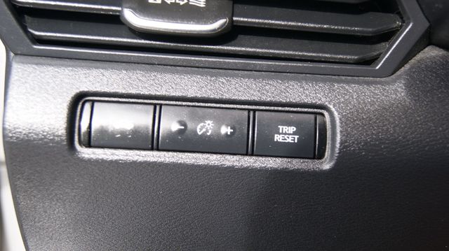 2020 Nissan Altima 3 MONTH WARRANTY , JUST SERVICED , VERY CLEAN INSIDE AND OUT  - 23021182 - 21