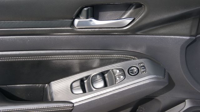 2020 Nissan Altima 3 MONTH WARRANTY , JUST SERVICED , VERY CLEAN INSIDE AND OUT  - 23021182 - 26