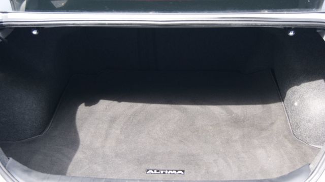 2020 Nissan Altima 3 MONTH WARRANTY , JUST SERVICED , VERY CLEAN INSIDE AND OUT  - 23021182 - 34