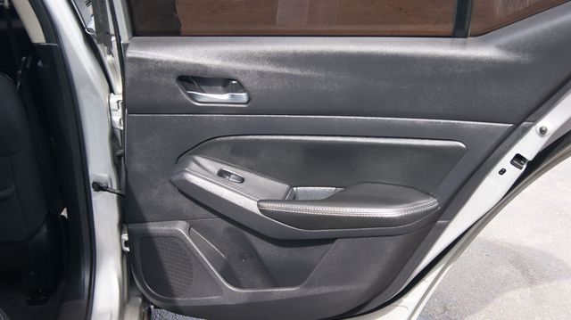 2020 Nissan Altima 3 MONTH WARRANTY , JUST SERVICED , VERY CLEAN INSIDE AND OUT  - 23021182 - 39