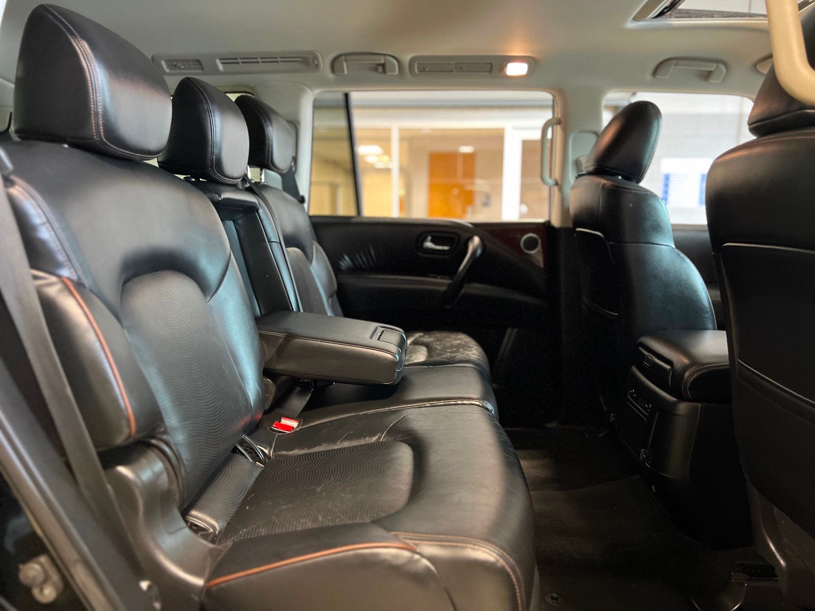 2020 Nissan Armada SL photo 13