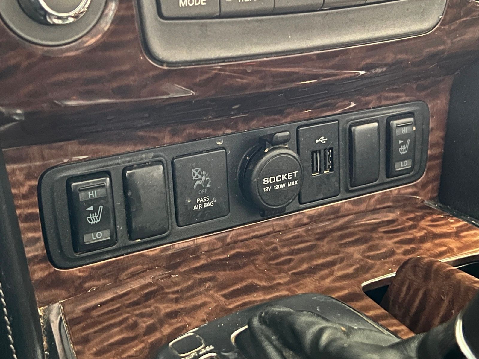 2020 Nissan Armada SL photo 26