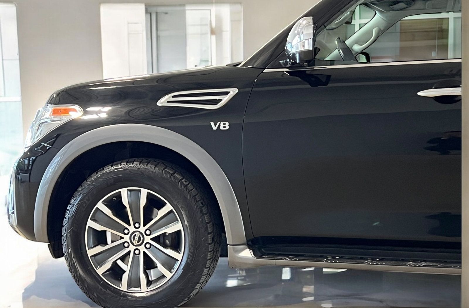 2020 Nissan Armada SL photo 37