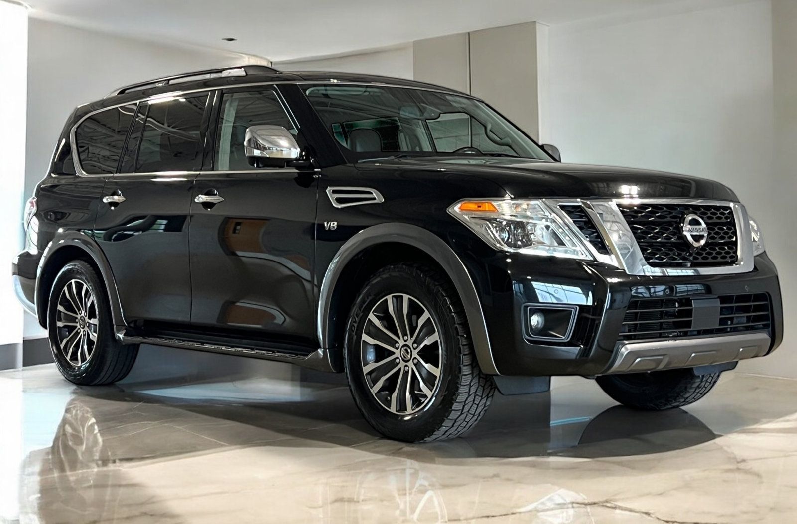 2020 Nissan Armada SL photo 9