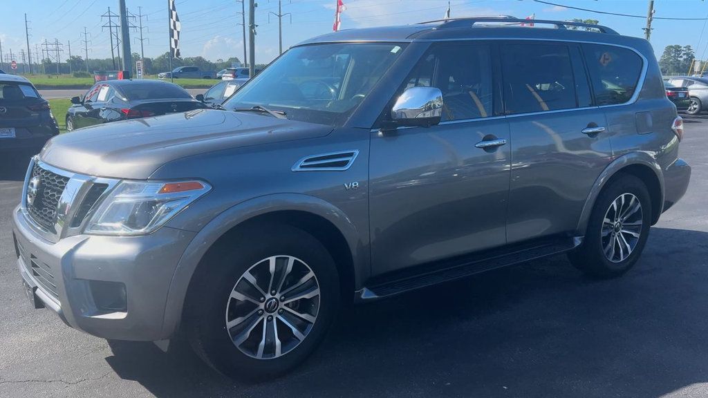 Nissan Armada 4x2 SV photo 4