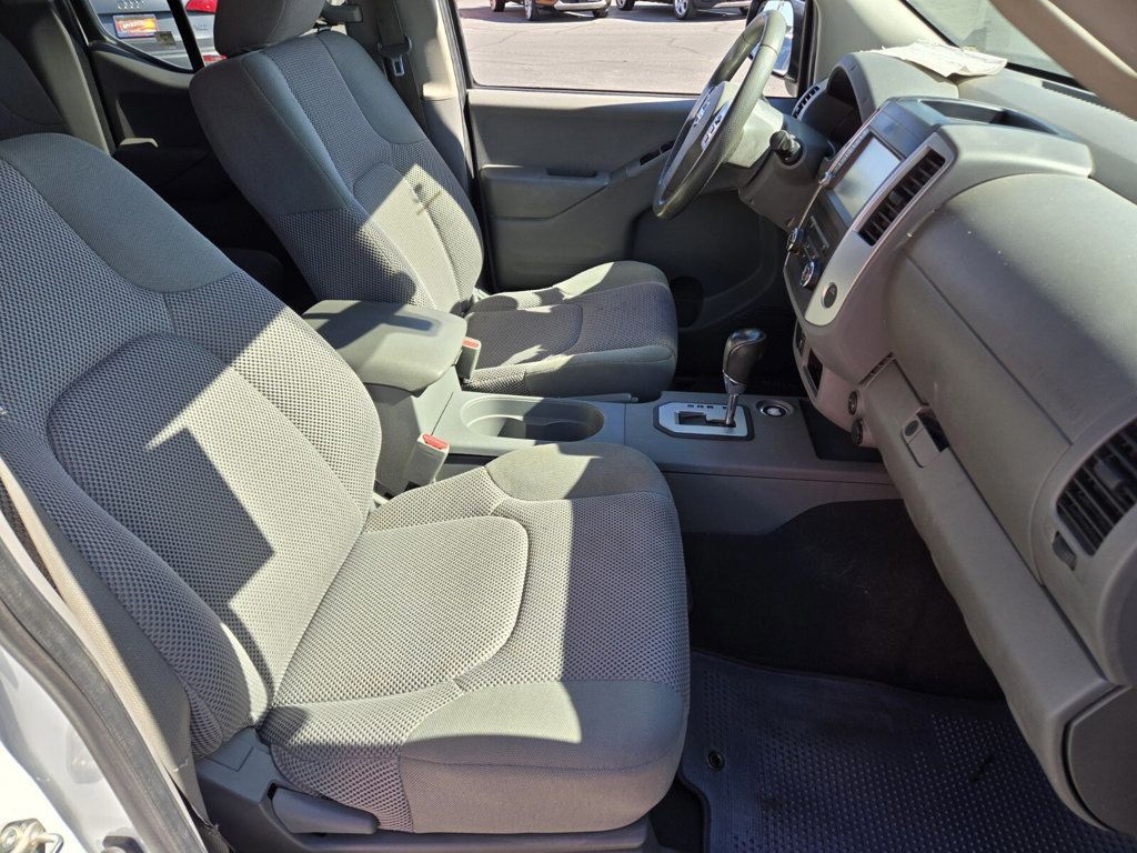 2020 Nissan Frontier Crew Cab 4x2 SV Automatic - 22933782 - 11