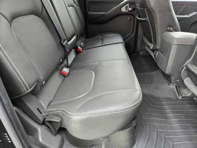 2020 Nissan Frontier Crew Cab 4x4 PRO-4X Automatic - 22975326 - 11