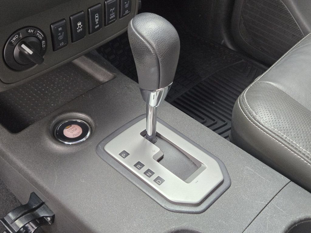 2020 Nissan Frontier Crew Cab 4x4 PRO-4X Automatic - 22975326 - 19