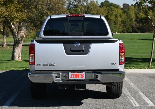 2020 Nissan Frontier Crew Cab SV 17" KMC Wheels SV Utility Package - 22955293 - 4