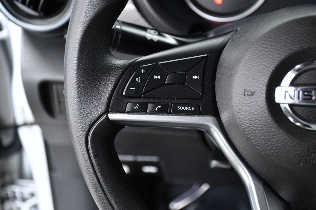 2020 Nissan Kicks S FWD - 22958154 - 20