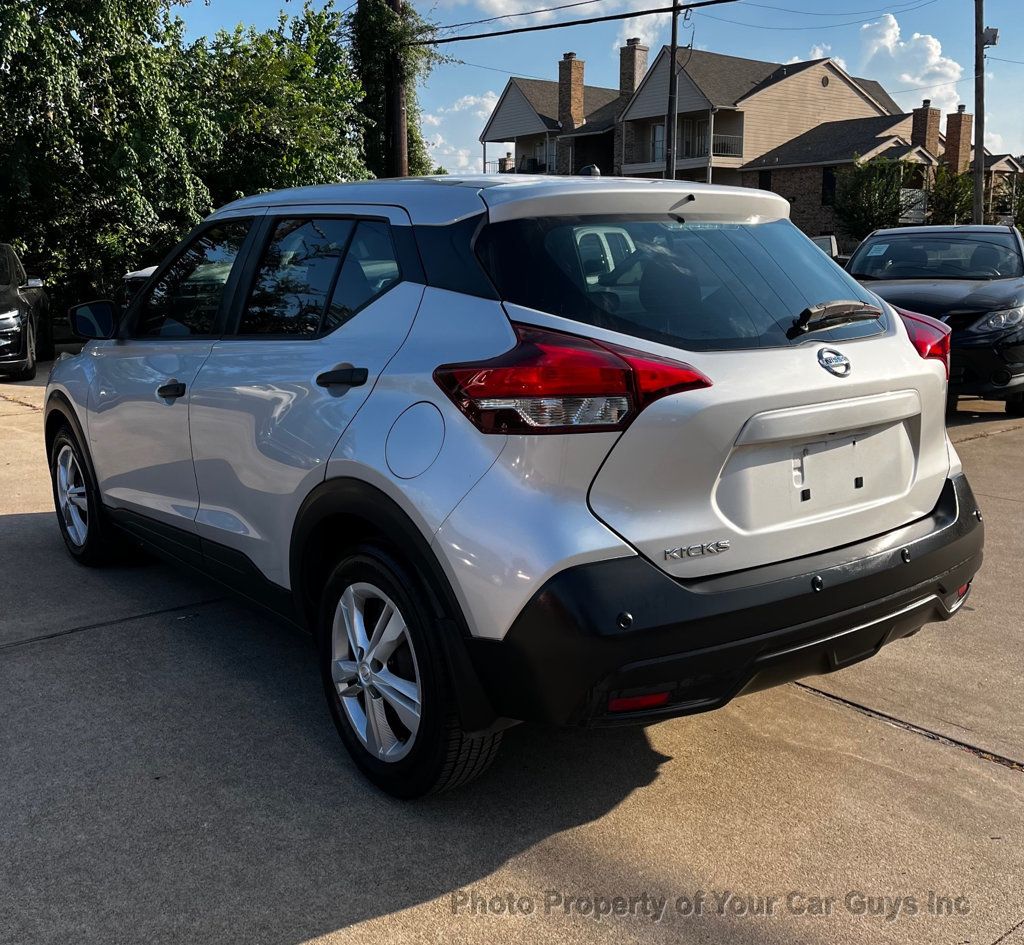 2020 Nissan Kicks S FWD - 23085637 - 9