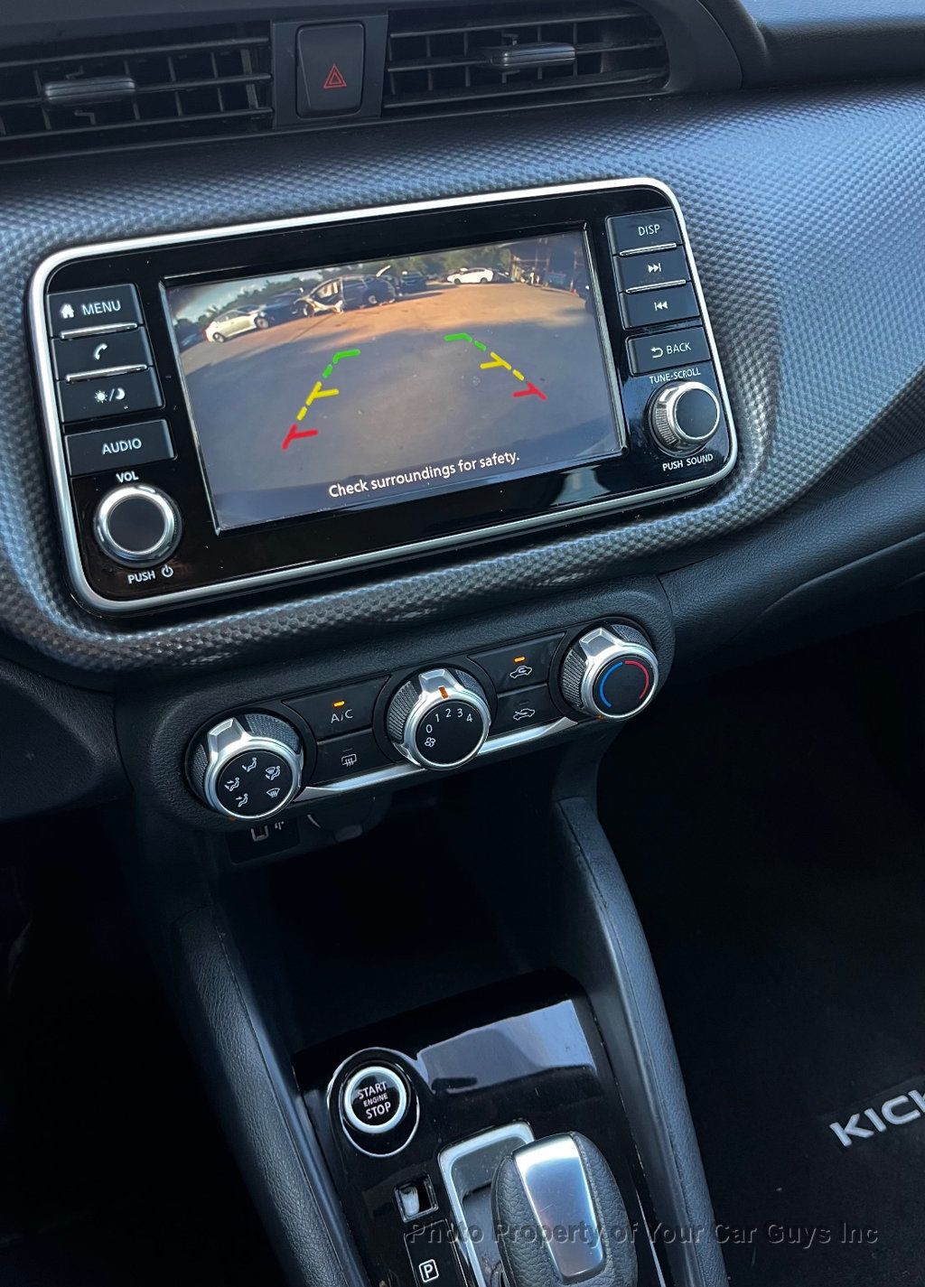 2020 Nissan Kicks S FWD - 23085637 - 19