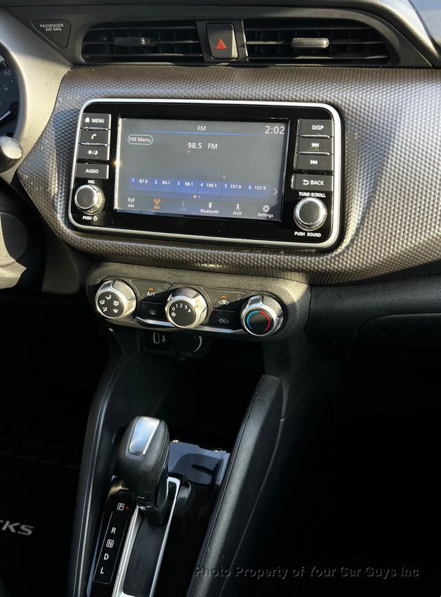 2020 Nissan Kicks S FWD - 23085637 - 22