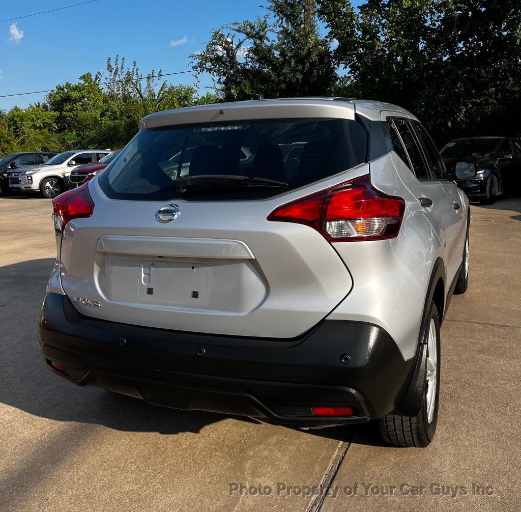 2020 Nissan Kicks S FWD - 23085637 - 6