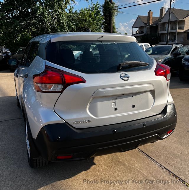 2020 Nissan Kicks S FWD - 23085637 - 8