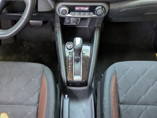 2020 Nissan Kicks SR FWD - 23009573 - 19