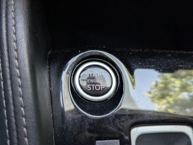 2020 Nissan Kicks SR FWD - 23009573 - 28