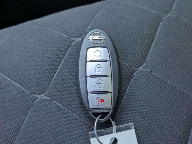 2020 Nissan Kicks SR FWD - 23009573 - 29