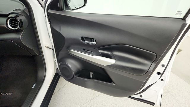 2020 Nissan Kicks SR FWD - 22948050 - 26