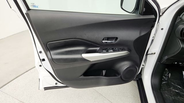 2020 Nissan Kicks SR with Premium Package - 22948050 - 10