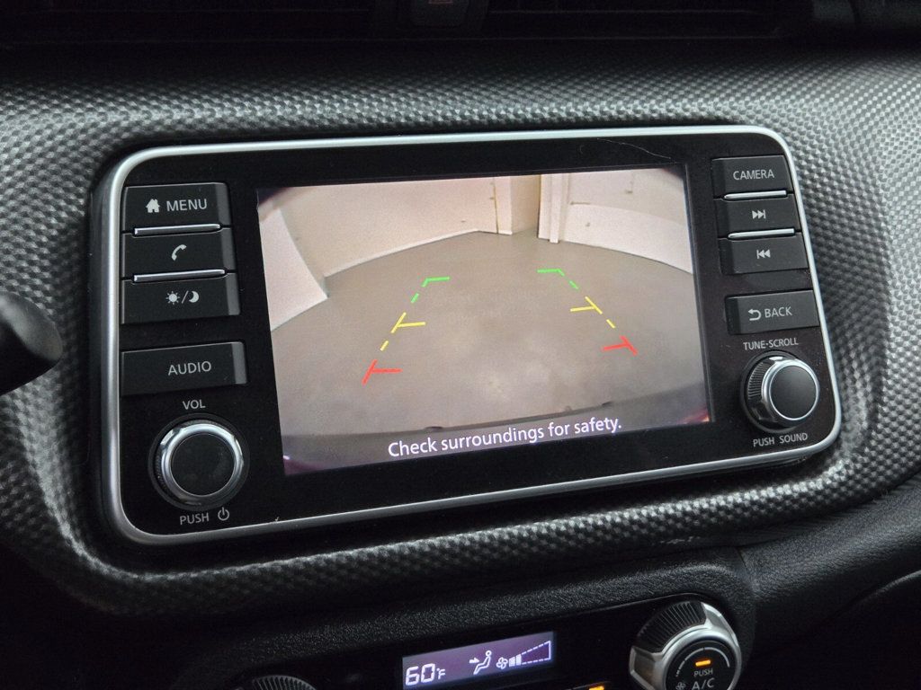 2020 Nissan Kicks SV FWD - 22815848 - 17