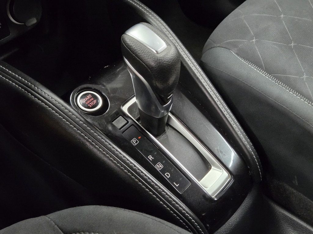 2020 Nissan Kicks SV FWD - 22815848 - 18