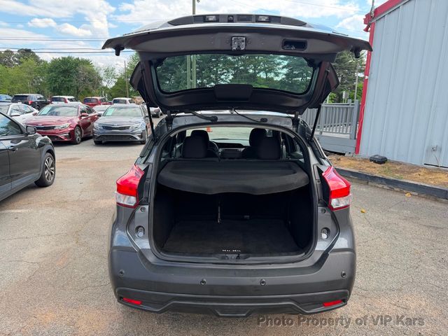 2020 Nissan Kicks SV FWD - 23018422 - 18