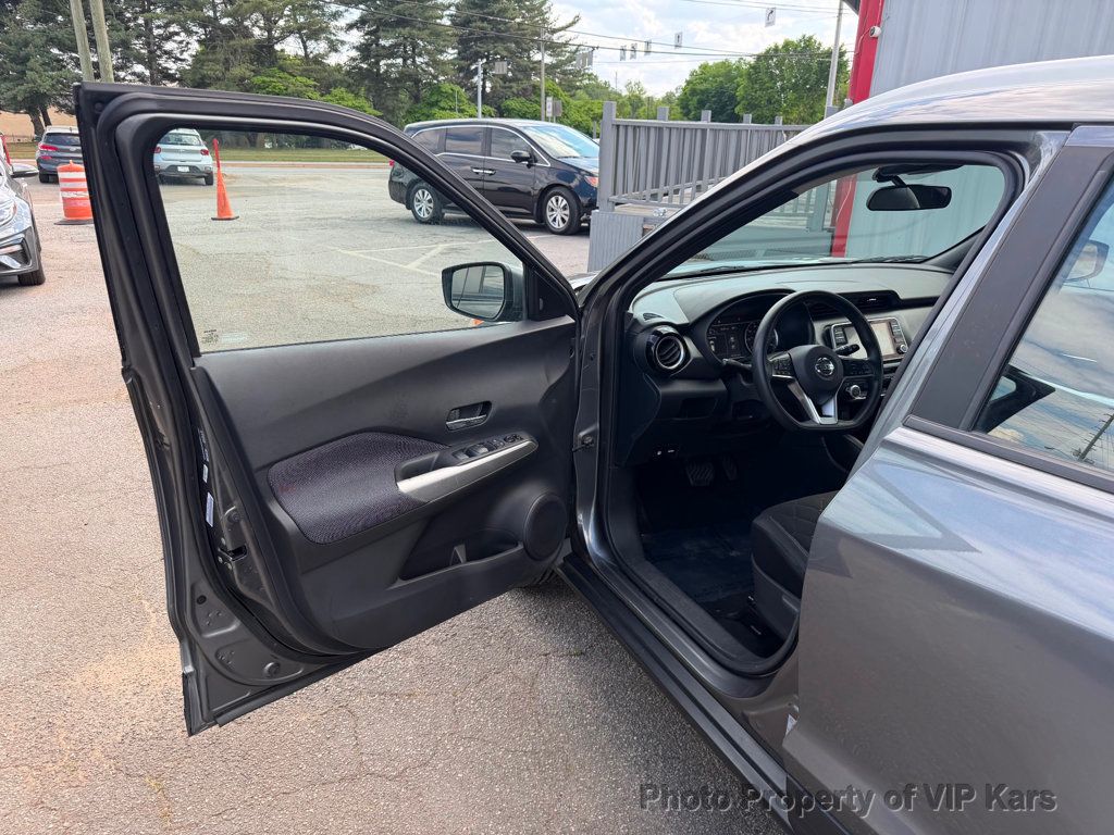 2020 Nissan Kicks SV FWD - 23018422 - 8