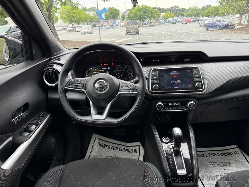 2020 Nissan Kicks SV FWD - 23025758 - 15