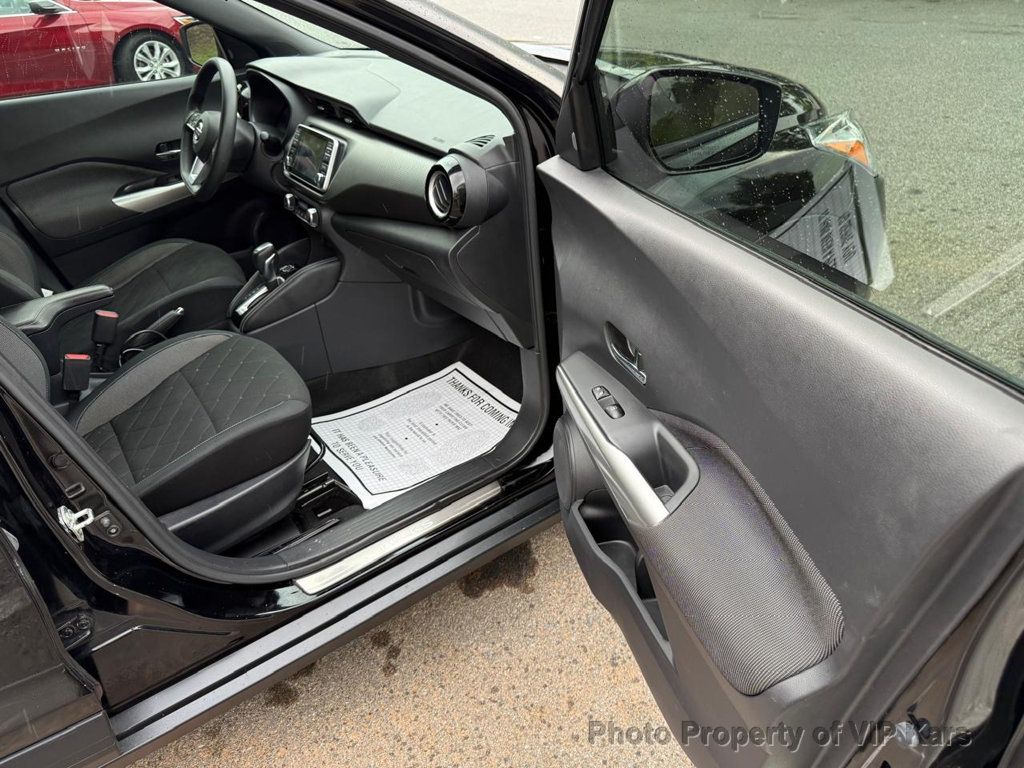 2020 Nissan Kicks SV FWD - 23025758 - 8