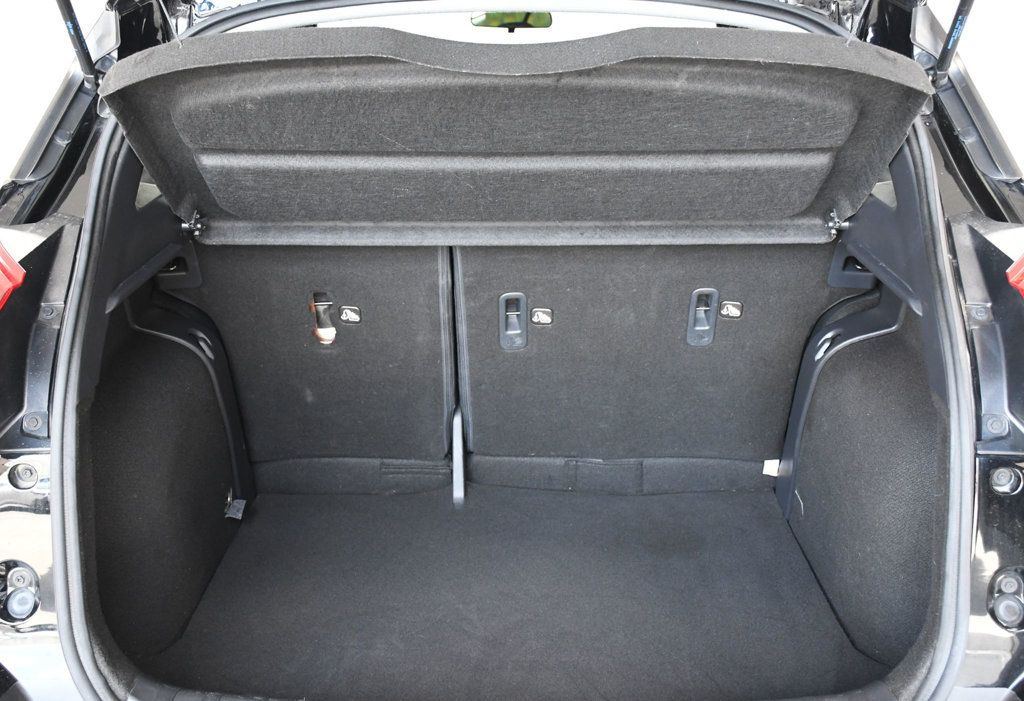 2020 Nissan Kicks SV FWD - 22827280 - 12