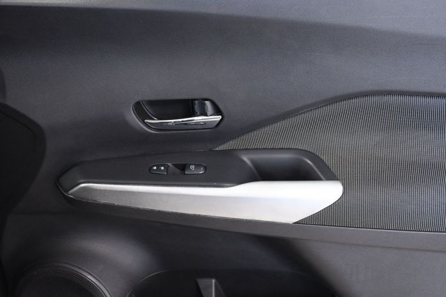 2020 Nissan Kicks SV FWD - 22827280 - 17