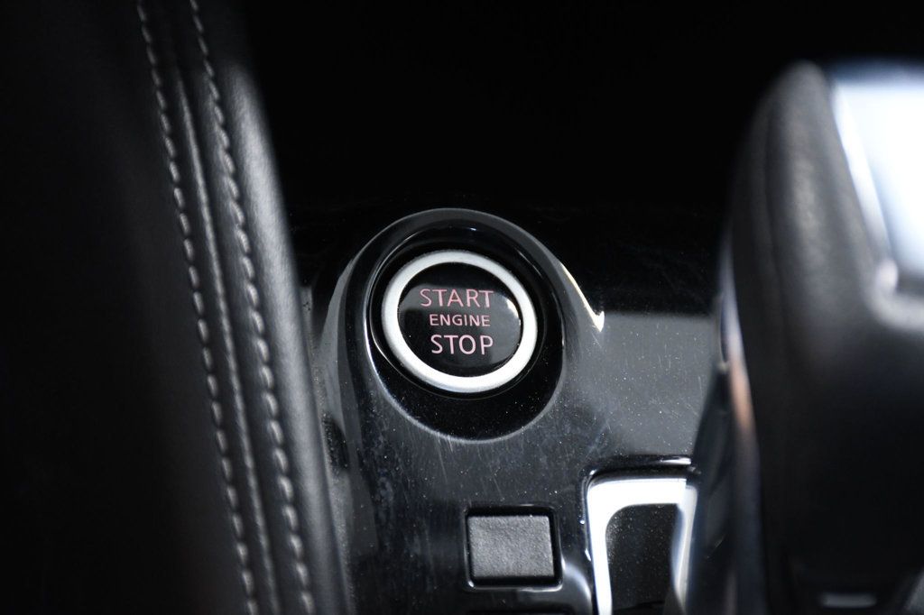 2020 Nissan Kicks SV FWD - 22827280 - 26