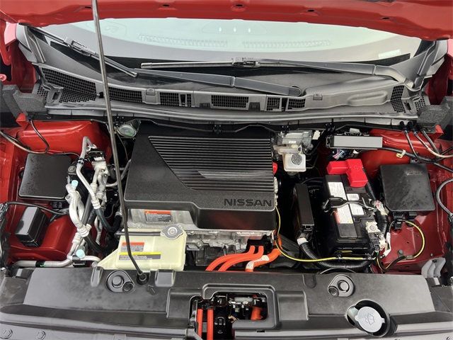 2020 Nissan Leaf SV Hatchback - 22978672 - 18