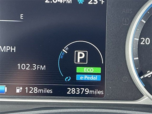 2020 Nissan Leaf SV Hatchback - 22978672 - 24