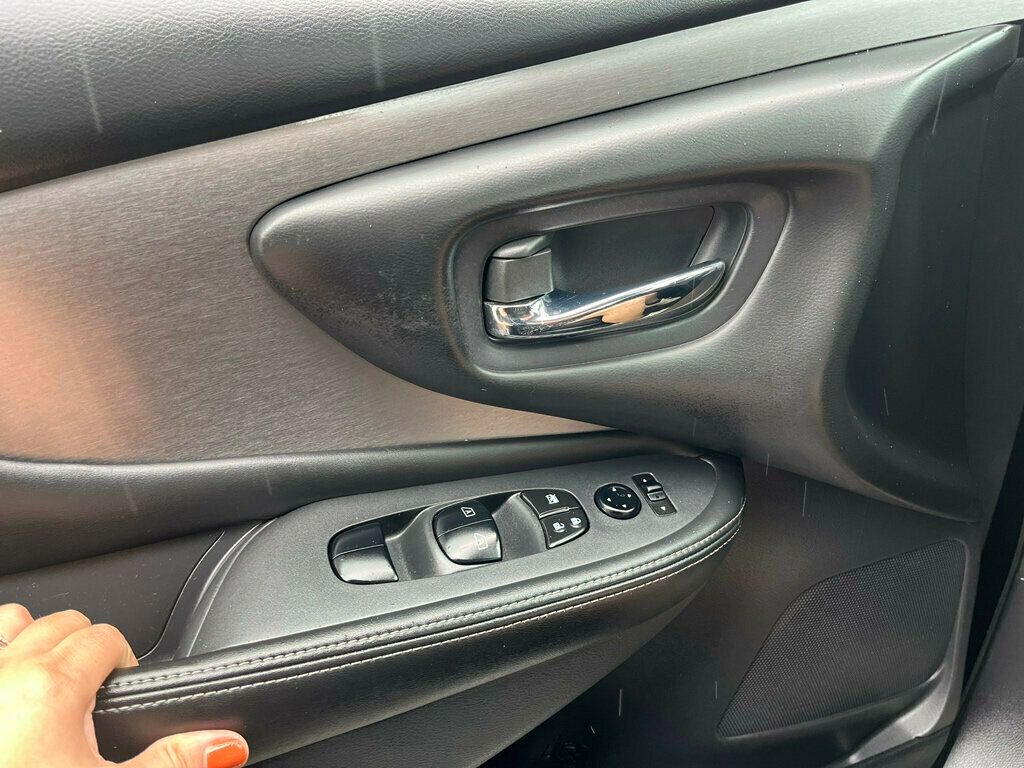 2020 Nissan Murano AWD SV - 22927507 - 17