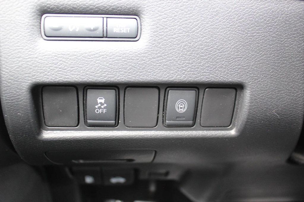 2020 Nissan Murano AWD SV - 22906839 - 26