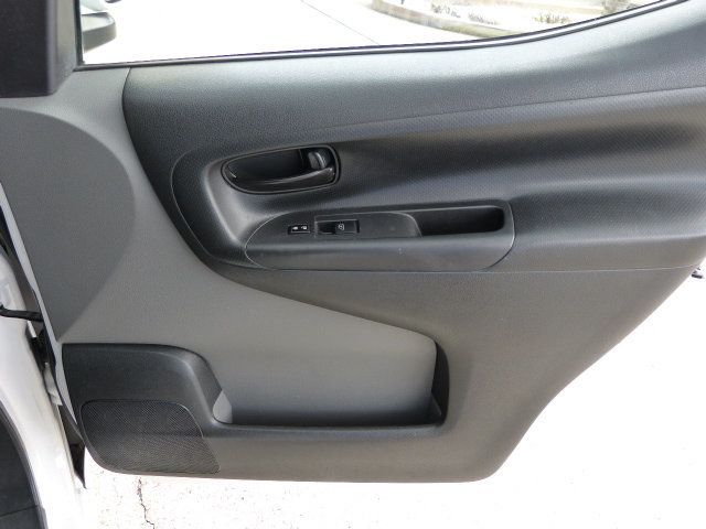 2020 Nissan NV200 Compact Cargo 2.0L 4CYL. GAS*SV*BULKHEAD & SHELVES PACKAGE*GREAT VALUE!! - 23021511 - 21