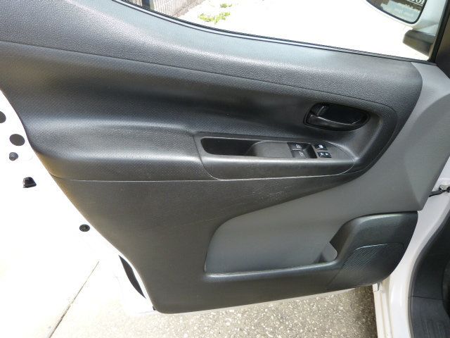 2020 Nissan NV200 Compact Cargo 2.0L 4CYL. GAS*SV*BULKHEAD & SHELVES PACKAGE*GREAT VALUE!! - 23021511 - 24