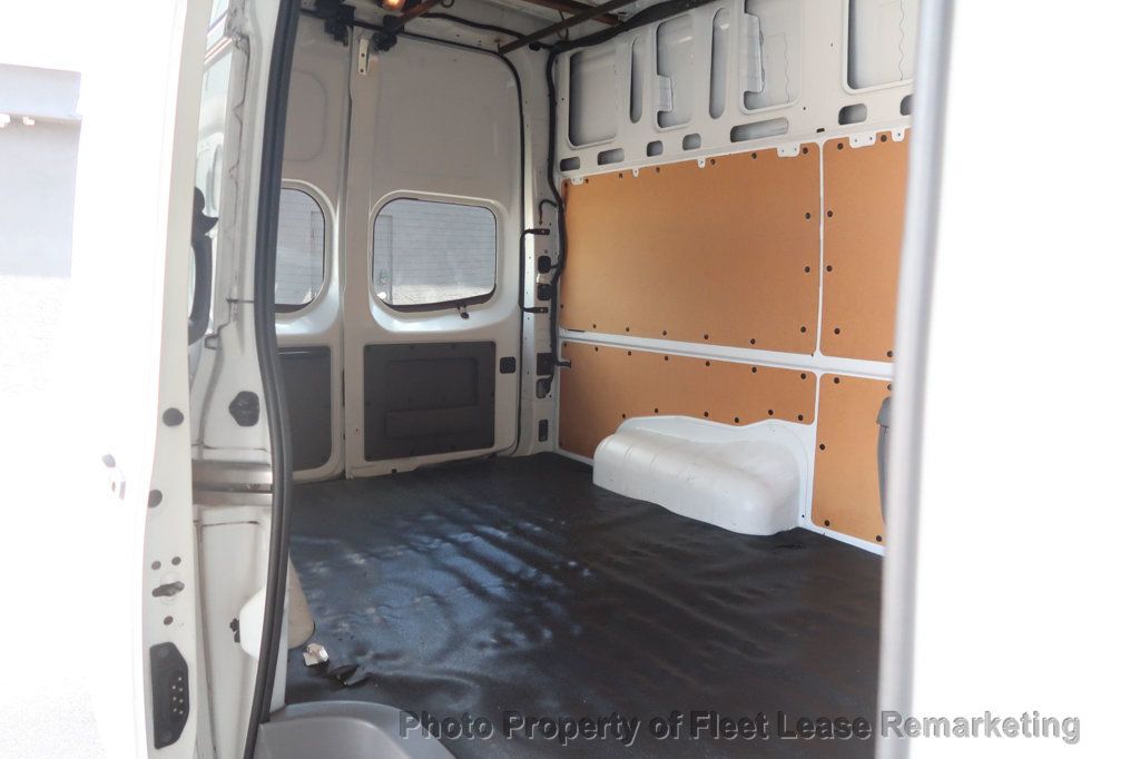 2020 Nissan NV Cargo NV2500HD SV High Roof Cargo Van - 23044953 - 18